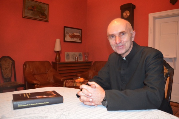 biskup andrzej iwanecki